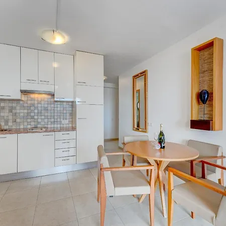 Отель Sol Sun Адехе